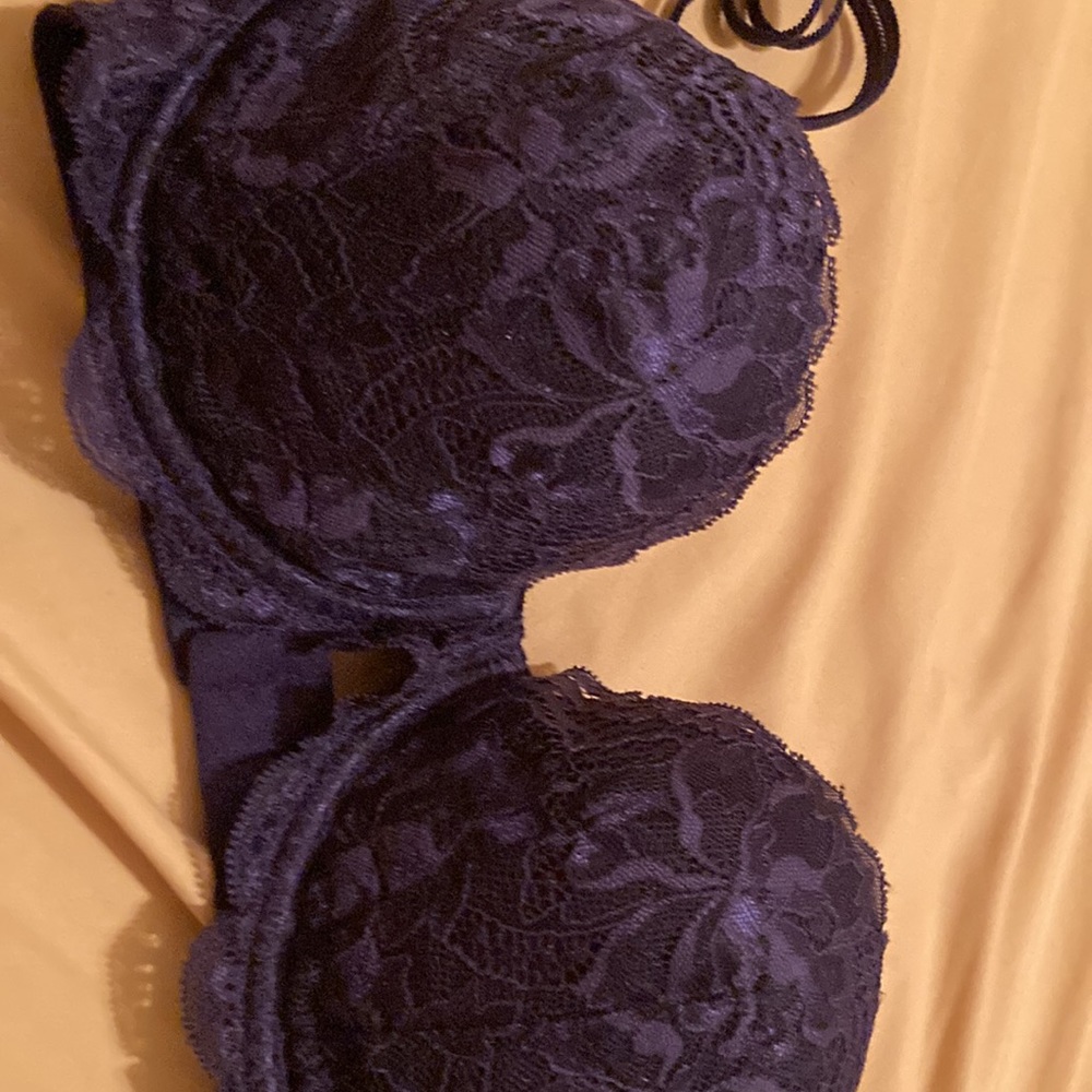 Bra - Picture 3 of 4